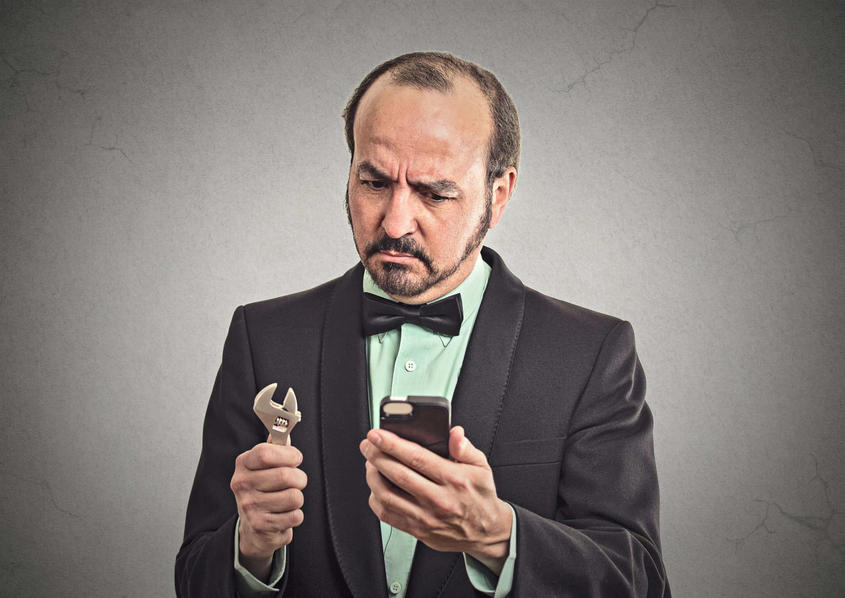 Leaders choosing between old and new tools
